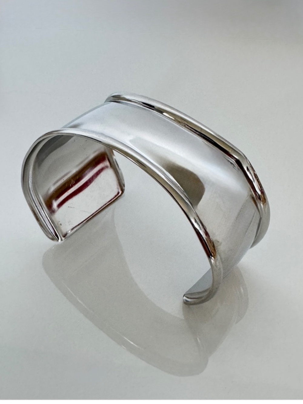 NWOT Silver Bangle 18k Gold plated& Stainless Steel